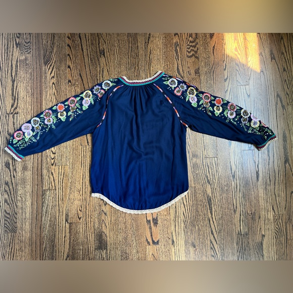 Love Sam Embroidered Top XS - Picture 4 of 4